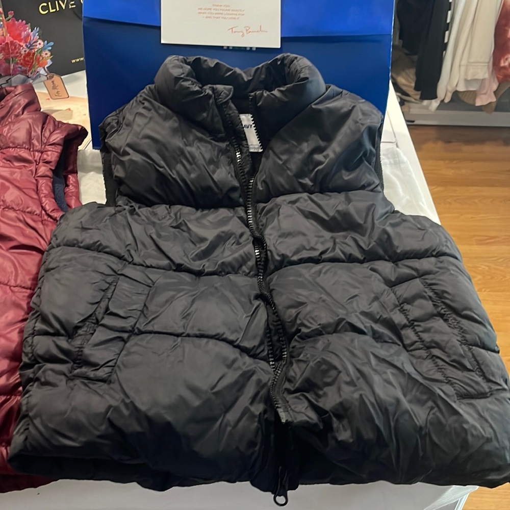 Kids old navy vest 6/7 black unisex